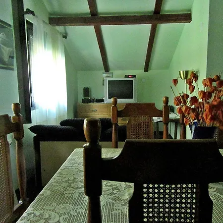 ゲストハウス Keserovic 2*